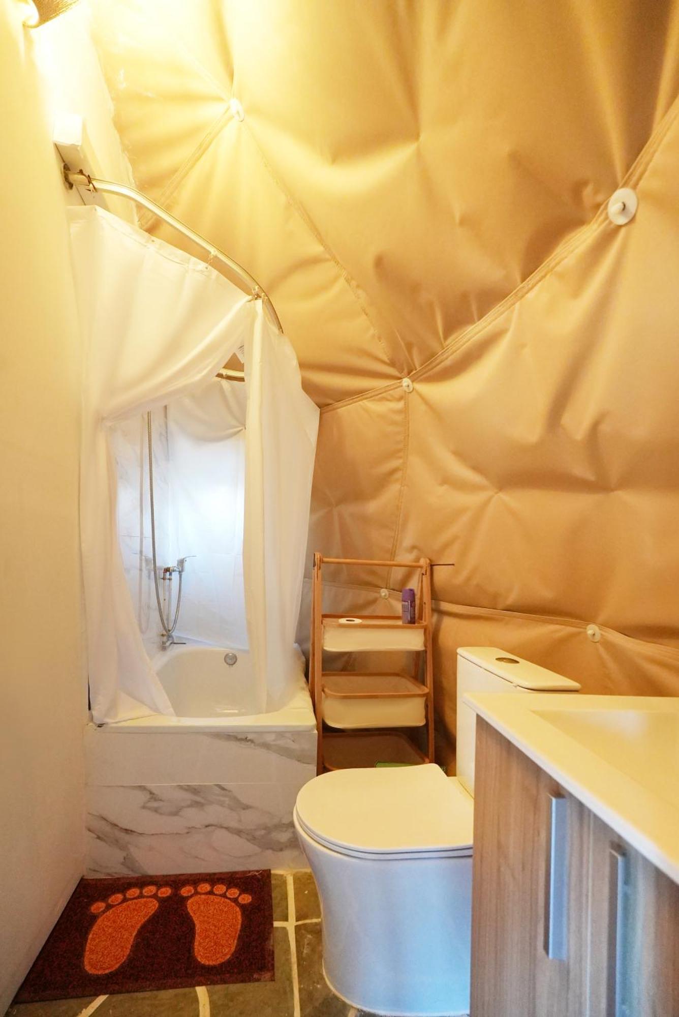 Aaa View Private Terrace Outdoor Heated Hot Tub Family Fun Villa Badalona Ngoại thất bức ảnh